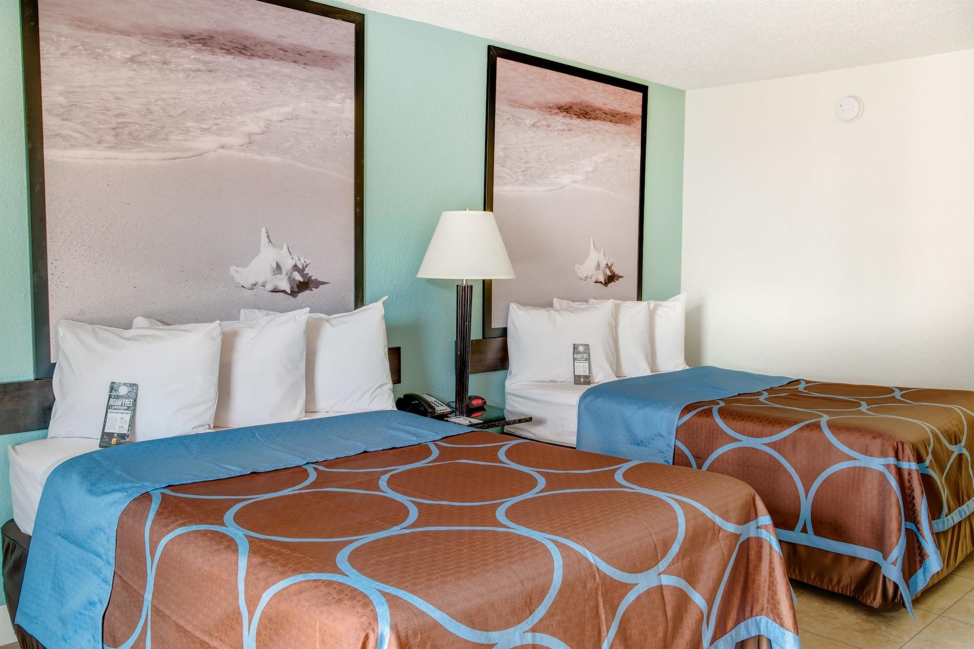 Hotel Super 8 By Wyndham St. Petersburg Extérieur photo